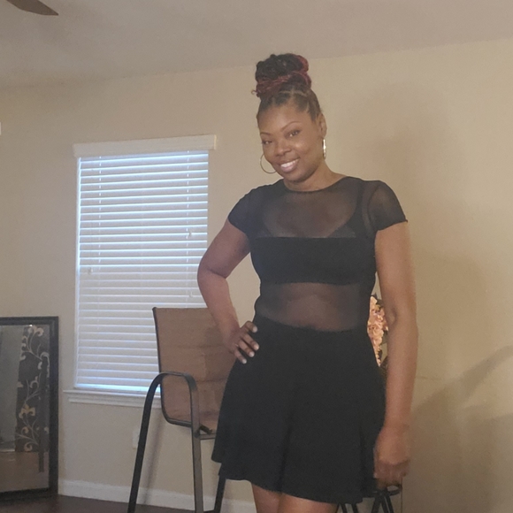 BLACK DRESS - Picture 4 of 4